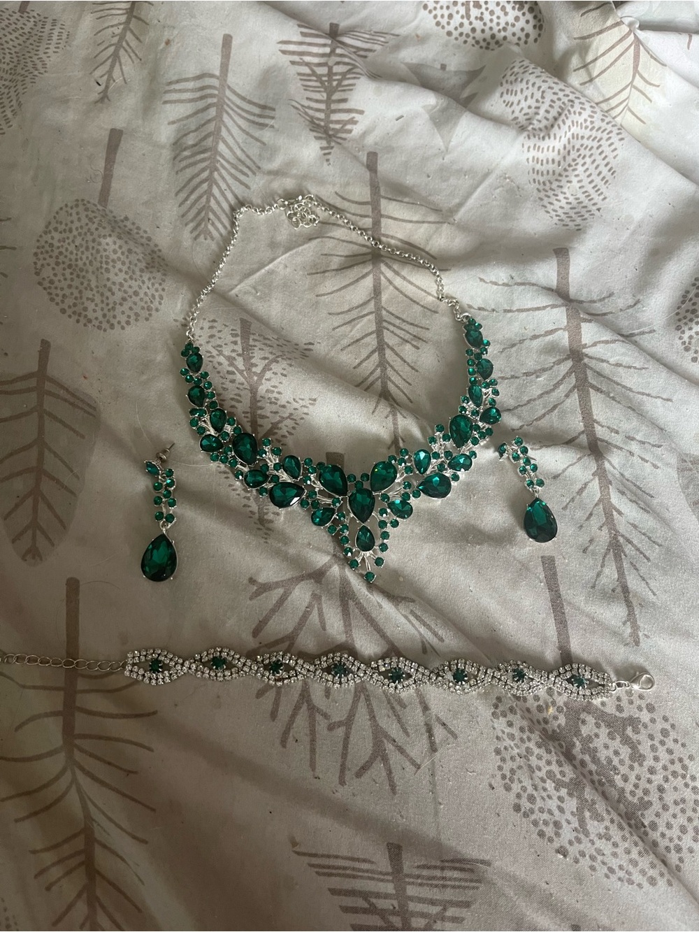 Miraculous Garden Emerald Green Crystal Necklace Set - Women Jewelry Necklaces